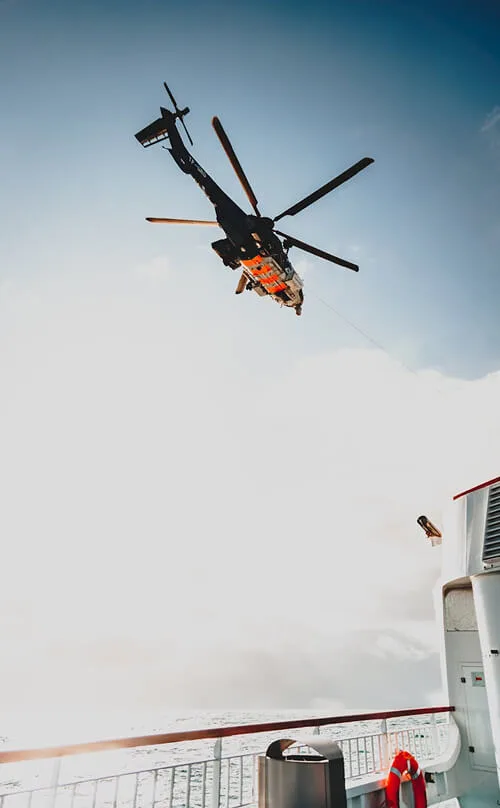 We have best luxury helicopter services for you. - C7娱乐